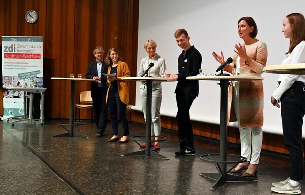 SMI 2021: Eine Woche voller Zahlen und Programmcodes