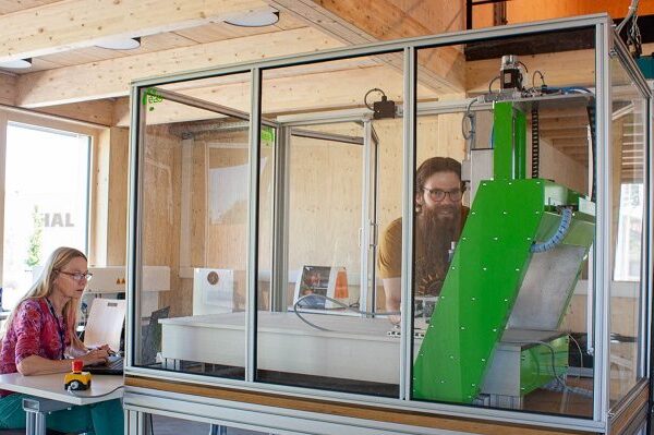 Eröffnung des zdi-Schülerlabors Green FabLab: Umwelt und Natur erforschen auf 400 m²