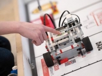 zdi-Roboterwettbewerb 2024: Lokalwettbewerbe abgeschlossen – Teilnehmer:innen für Regionalrunden stehen fest