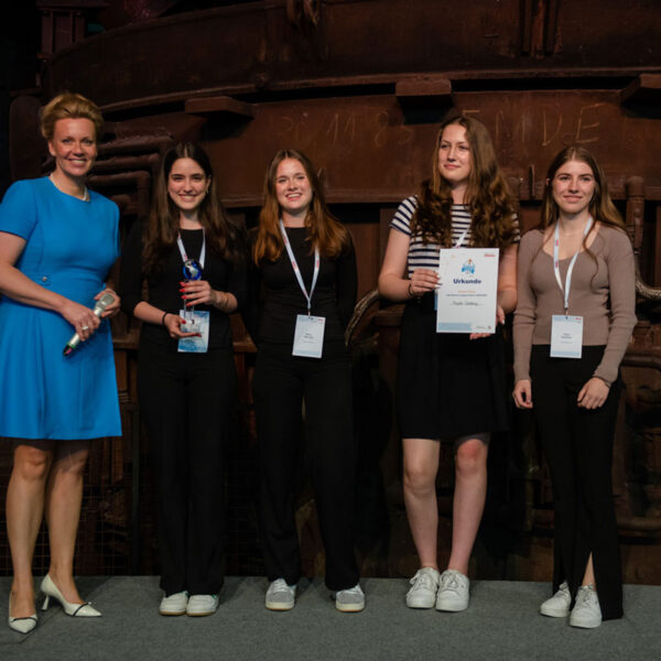 zdi-Science League-Finale: Jugendliche entwickeln kreative Lösungen für die Smart Cities von Morgen