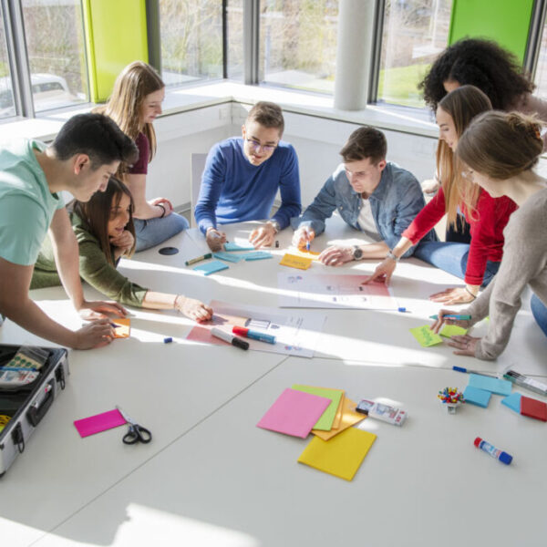 Interview: Infos rund um den MINT-Aktionsplan – Förderausschreibung für MINT-Cluster
